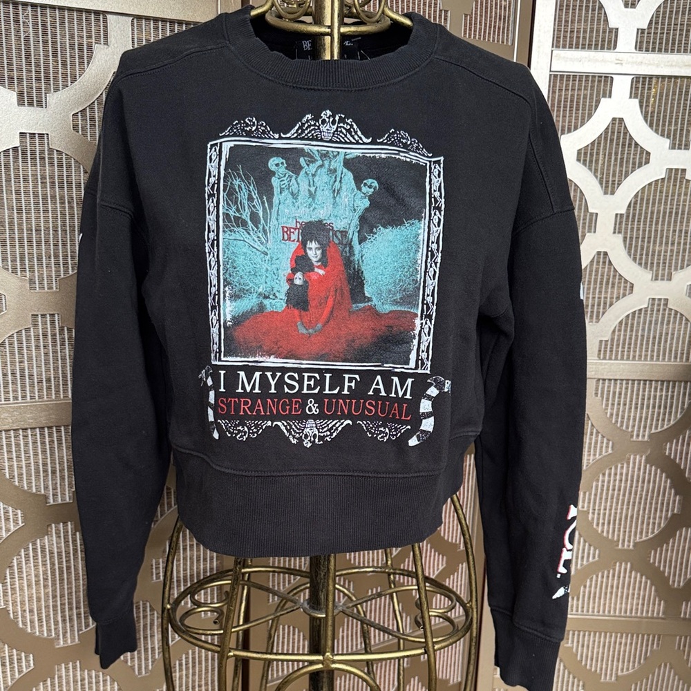 Beetlejuice crop top sweater - Picture 2 of 6